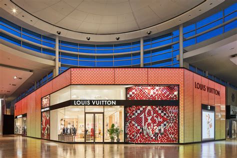 lv yorkdale hours|louis vuitton yorkdale hours.